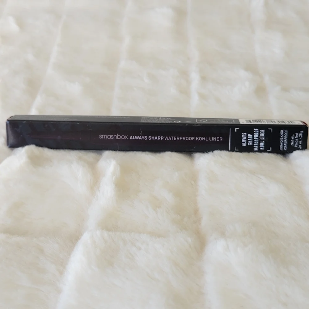 SMASHBOX COSMETICS // always sharp waterproof kohl eyeliner in violetta
